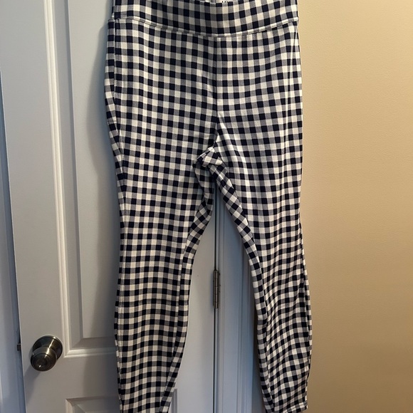 NWT Lands END Perfect plaid sweats - Picture 3 of 5